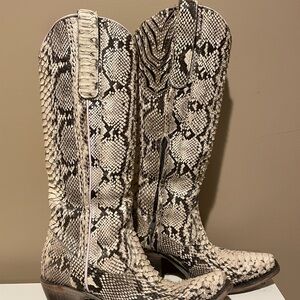 Corral Snakeskin Boots with Teal Interior